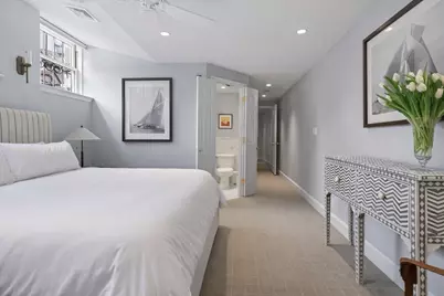 180 Marlborough St #2, Boston, MA 02116 - Photo 17