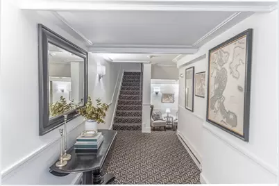 180 Marlborough St #2, Boston, MA 02116 - Photo 27