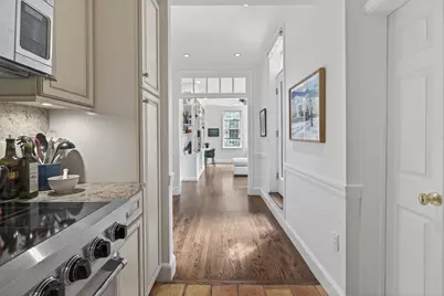 180 Marlborough St #2, Boston, MA 02116 - Photo 11