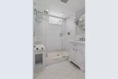 180 Marlborough St #2, Boston, MA 02116 - Photo 19