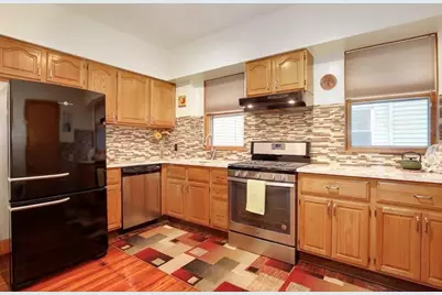 558 Washington St #1, Boston, MA 02135 - Photo 5