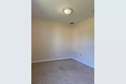 10 Fuller Ave #24, Attleboro, MA 02703 - Photo 11