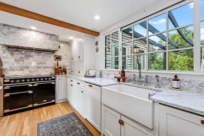 424 Upham Street, Melrose, MA 02176 - Photo 5