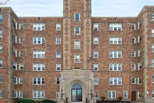 195 Thomas Burgin Pkwy, Quincy, MA 02169 - Photo 1