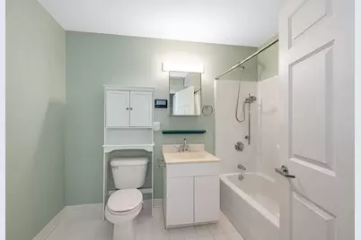172 Middle St #204, Lowell, MA 01852 - Photo 17