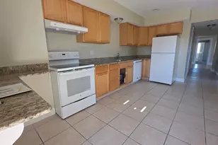 552 Main St, Shrewsbury, MA 01545 - Photo 3