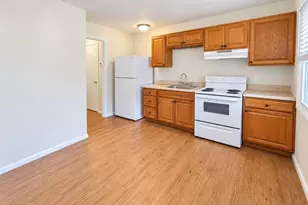 10 Belchertown Rd, Amherst, MA 01002 - Photo 3