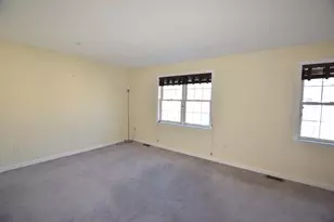 1975 Middlesex St, Lowell, MA 01851 - Photo 11