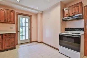 13 Collins St, Newburyport, MA 01950 - Photo 21