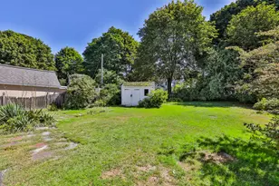 13 Collins St, Newburyport, MA 01950 - Photo 3