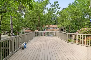 2 Benjamin Pl, Brookline, MA 02467 - Photo 35