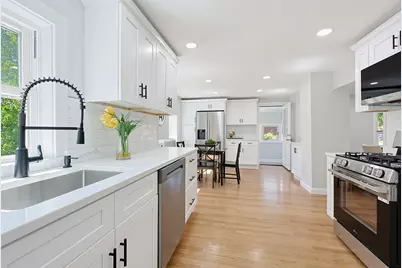 165 Chestnut St, North Attleboro, MA 02760 - Photo 11