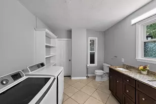 660 Pleasant St, Leicester, MA 01542 - Photo 19