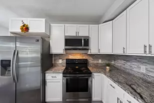 660 Pleasant St, Leicester, MA 01542 - Photo 9