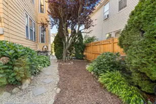 30 Dracut St, Boston, MA 02124 - Photo 33