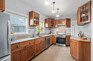 30 Dracut St, Boston, MA 02124 - Photo 13