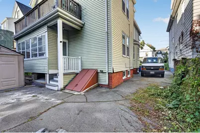 28 Gibbens St, Somerville, MA 02143 - Photo 15