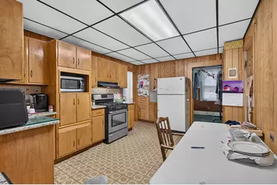 28 Gibbens St, Somerville, MA 02143 - Photo 5