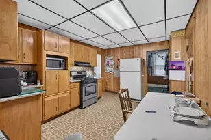 28 Gibbens St, Somerville, MA 02143 - Photo 5