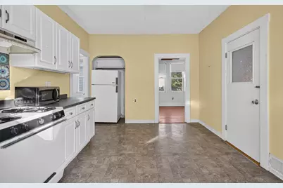 28 Gibbens St, Somerville, MA 02143 - Photo 11