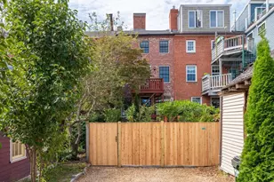 41 Middle St, Newburyport, MA 01950 - Photo 13