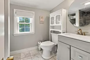 17 Elise Ave, Dracut, MA 01826 - Photo 25