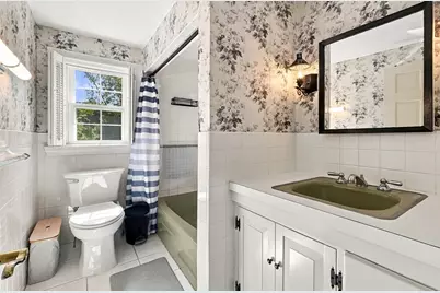 17 Elise Ave, Dracut, MA 01826 - Photo 17