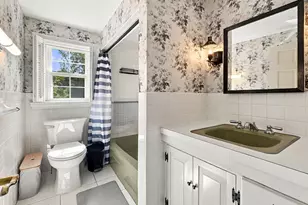 17 Elise Ave, Dracut, MA 01826 - Photo 17