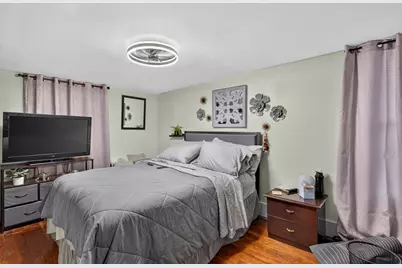 445 Walnut Ave, Boston, MA 02130 - Photo 15