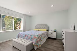 345 Place Ln, Woburn, MA 01801 - Photo 23