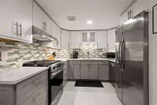 345 Place Ln, Woburn, MA 01801 - Photo 17