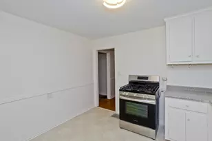 55 Arden St, Springfield, MA 01118 - Photo 11