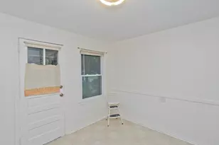 55 Arden St, Springfield, MA 01118 - Photo 9