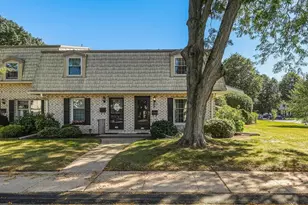 152 Corey Colonial, Agawam, MA 01001 - Photo 1