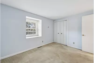 152 Corey Colonial #152, Agawam, MA 01001 - Photo 25