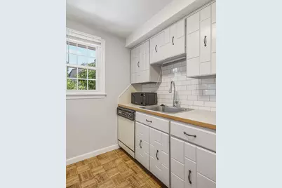 152 Corey Colonial #152, Agawam, MA 01001 - Photo 17