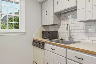 152 Corey Colonial, Agawam, MA 01001 - Photo 17