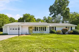 7 Myrna Rd, Framingham, MA 01701 - Photo 3