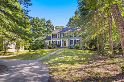 23 Oak St, Medway, MA 02053 - Photo 3