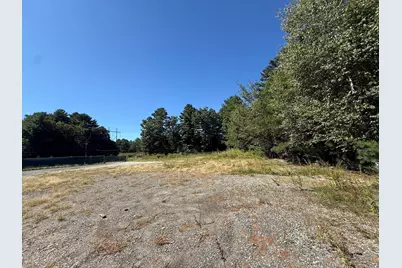 123-125 Mendon, Bellingham, MA 02019 - Photo 7