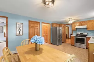 41 Virginia Ave, North Attleboro, MA 02763 - Photo 7
