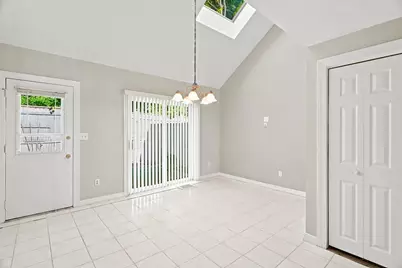 59 Holyoke #3, Lynn, MA 01905 - Photo 5
