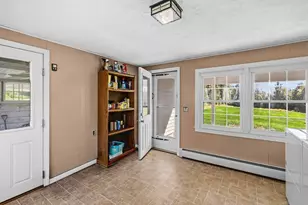 515 Main Rd, Chesterfield, MA 01012 - Photo 7