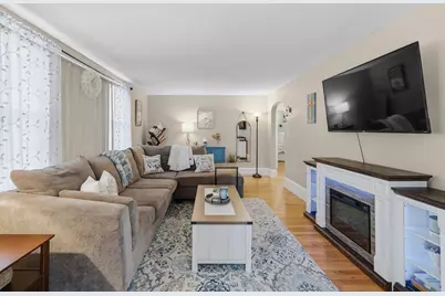 7 Norfolk Ave, Dartmouth, MA 02747 - Photo 11