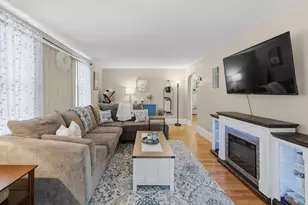 7 Norfolk Ave, Dartmouth, MA 02747 - Photo 11