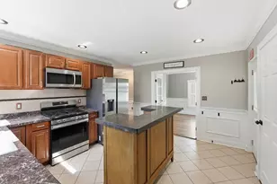 6 Goddard St, Webster, MA 01570 - Photo 11