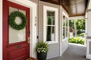 256 Watertown St, Newton, MA 02458 - Photo 3
