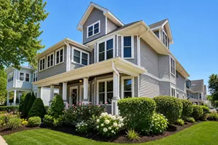 256 Watertown St, Newton, MA 02458 - Photo 1
