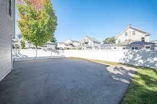 156 Ash St, Waltham, MA 02453 - Photo 33