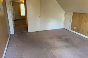 87 Chestnut St, Gardner, MA 01440 - Photo 1